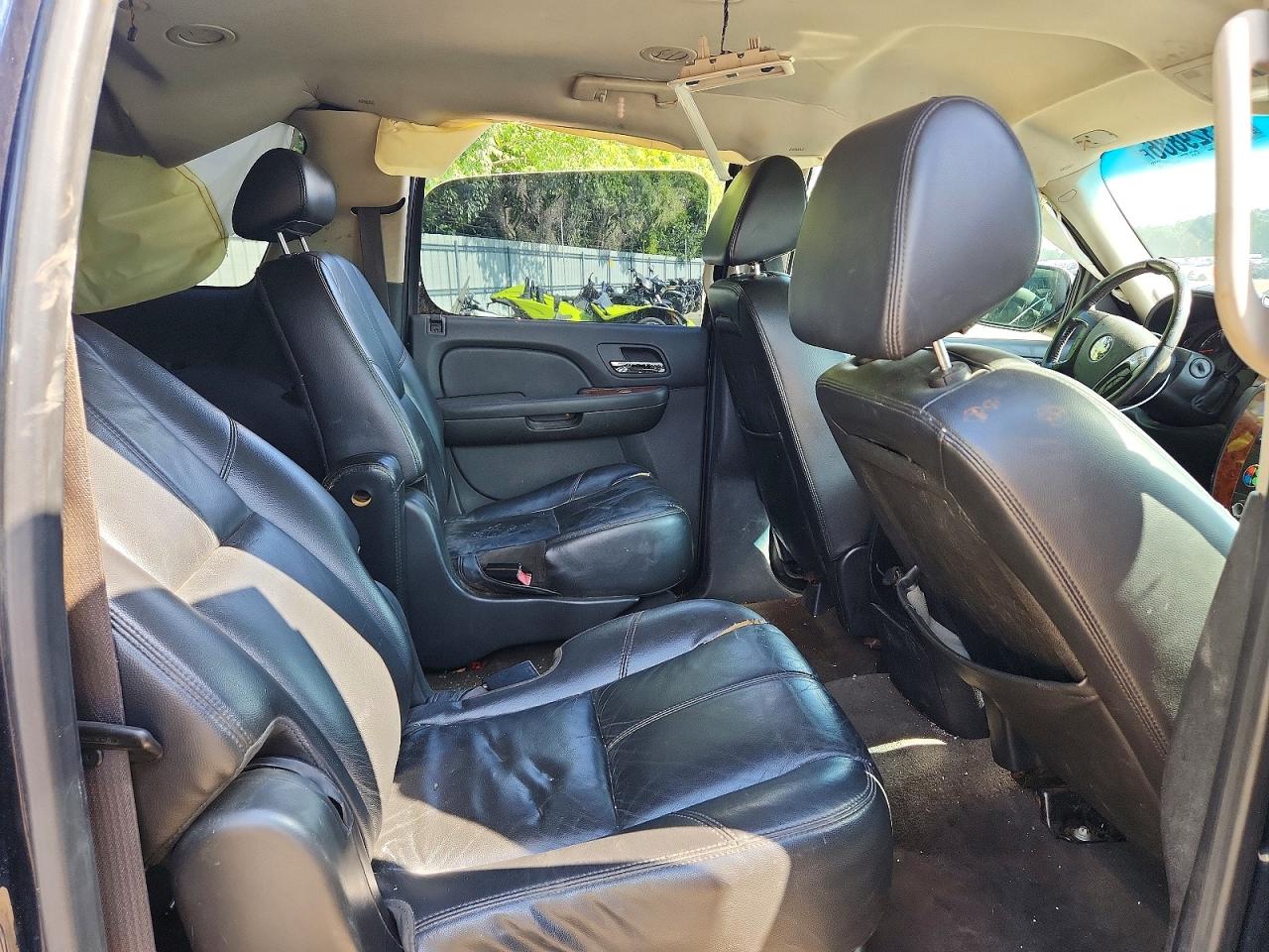 Chevrolet Suburban C1500 Ls