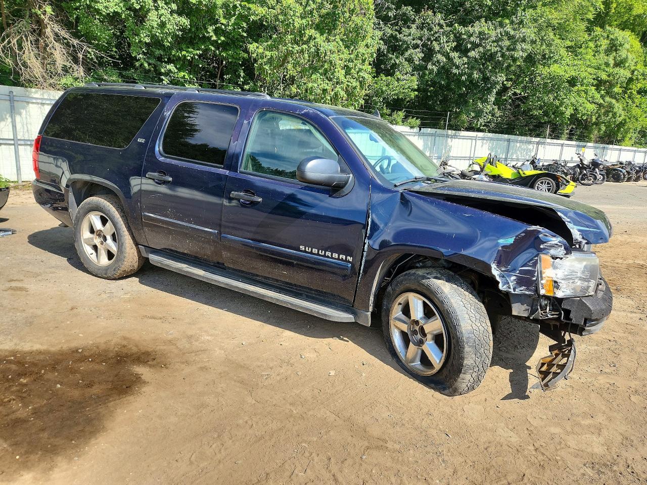 Chevrolet Suburban C1500 Ls