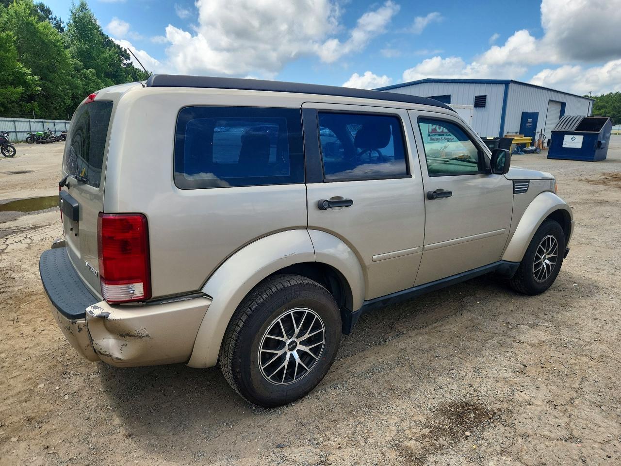 Dodge Nitro Se