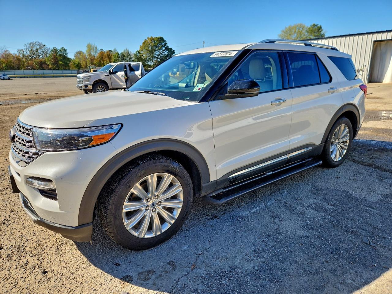 Salvage Ford Explorer Image