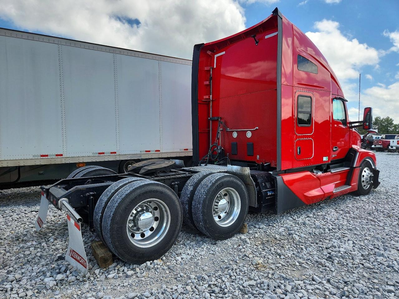 Kenworth Construction