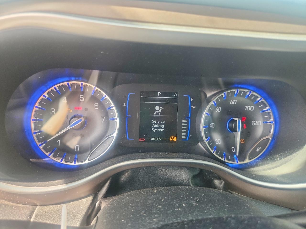 Chrysler Pacifica Touring L