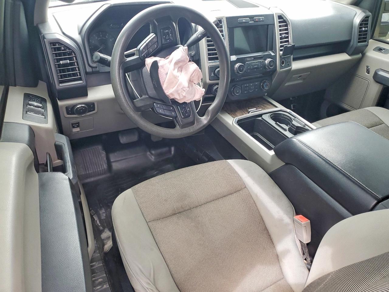 Ford F-150 Super Cab