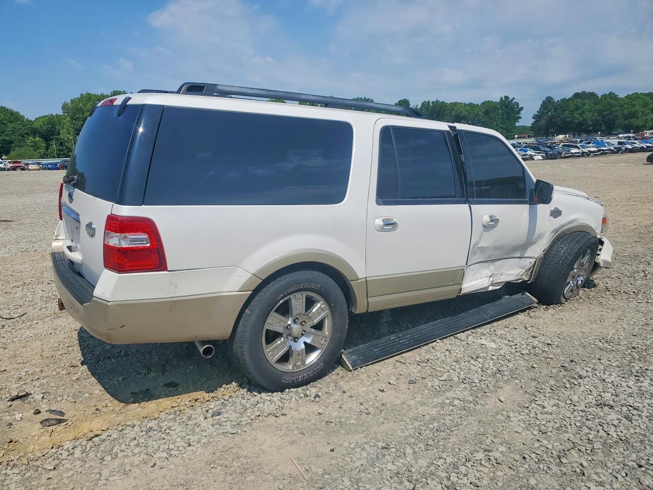 Ford Expedition El Eddie Bauer