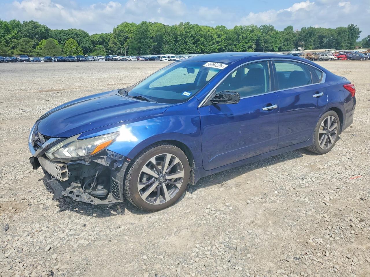 Salvage Nissan Altima Image