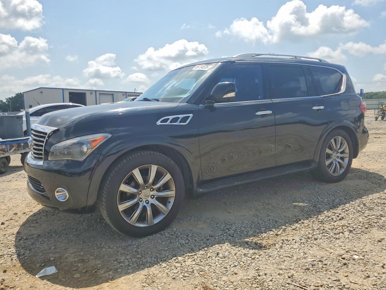 Salvage INFINITI Qx Image