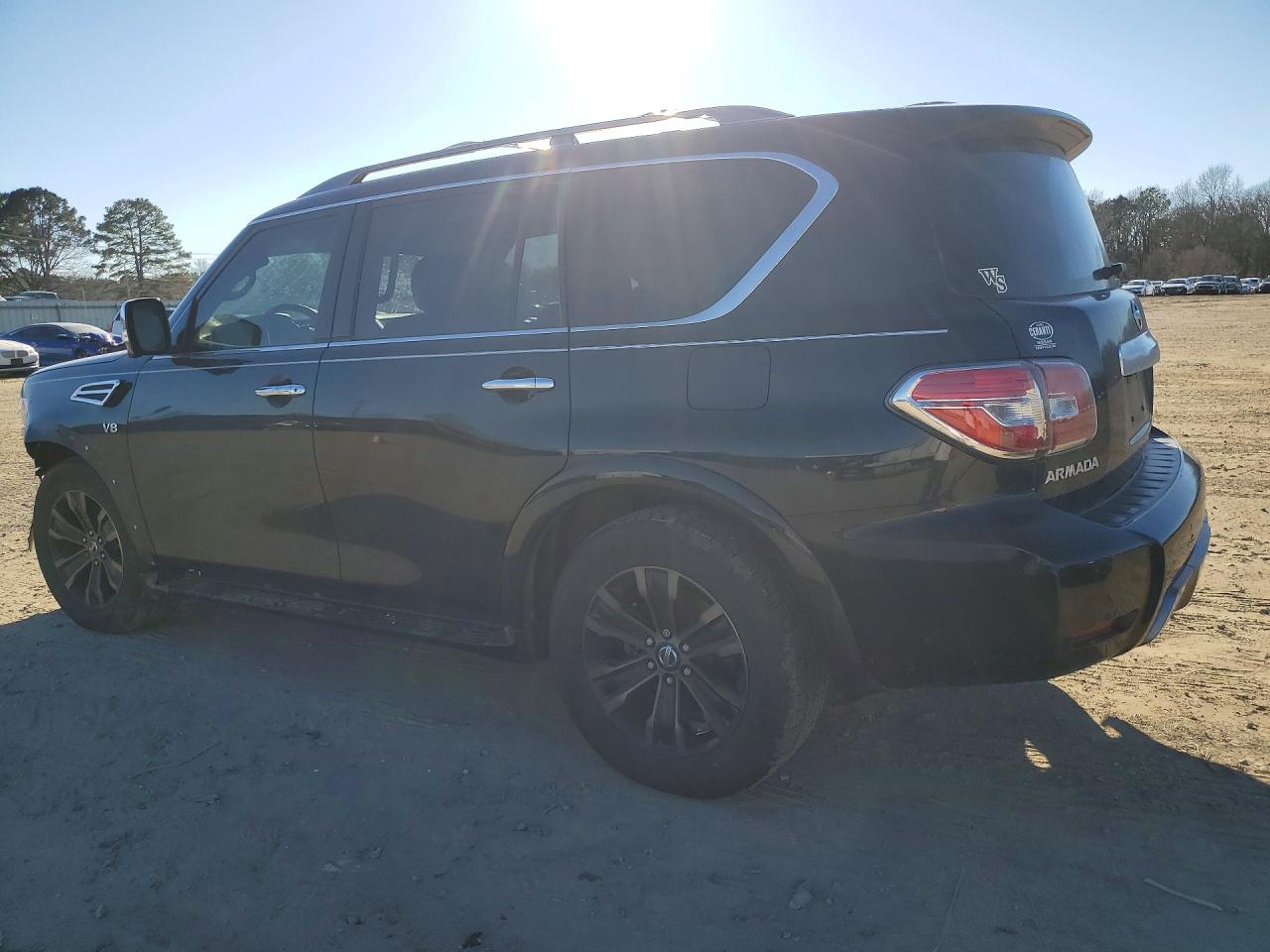 Nissan Armada Platinum