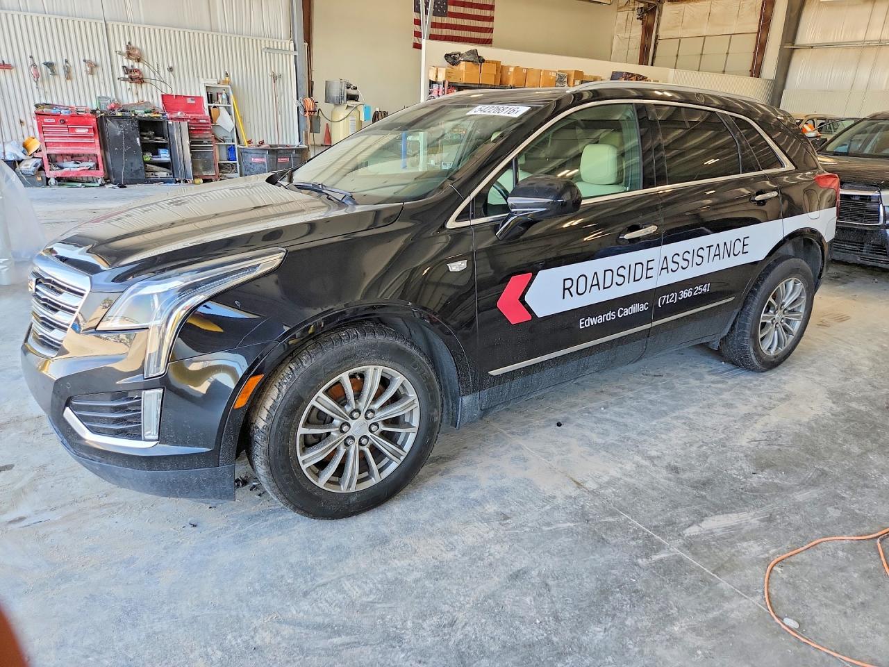 Salvage Cadillac XT5 Image