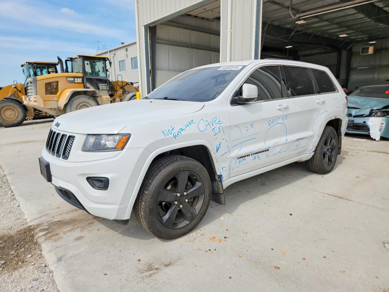 Salvage Jeep Cherokee Image