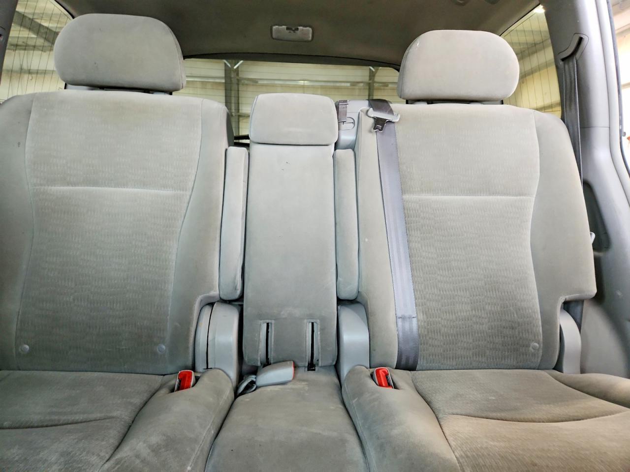 Toyota Highlander Base