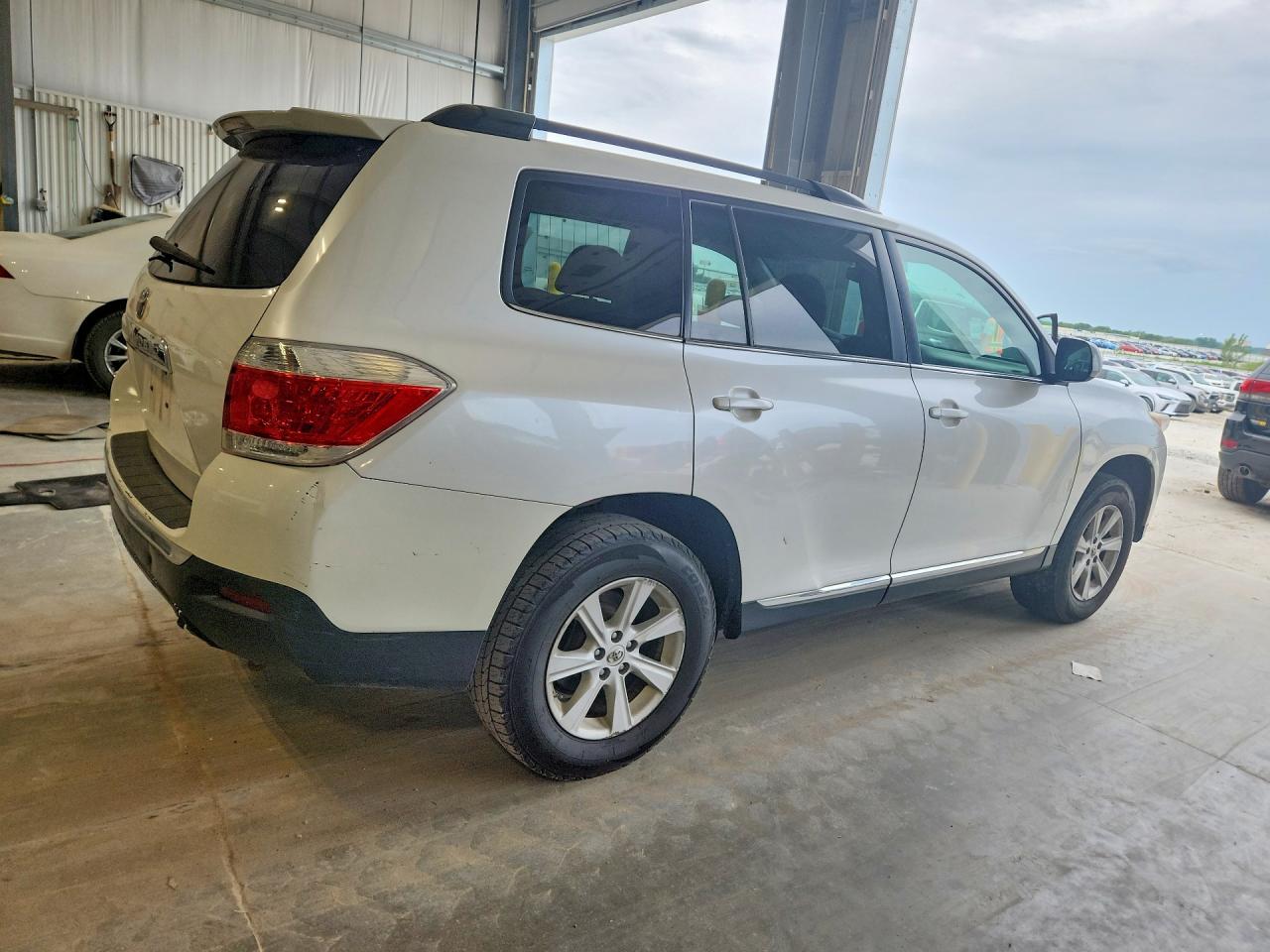 Toyota Highlander Base