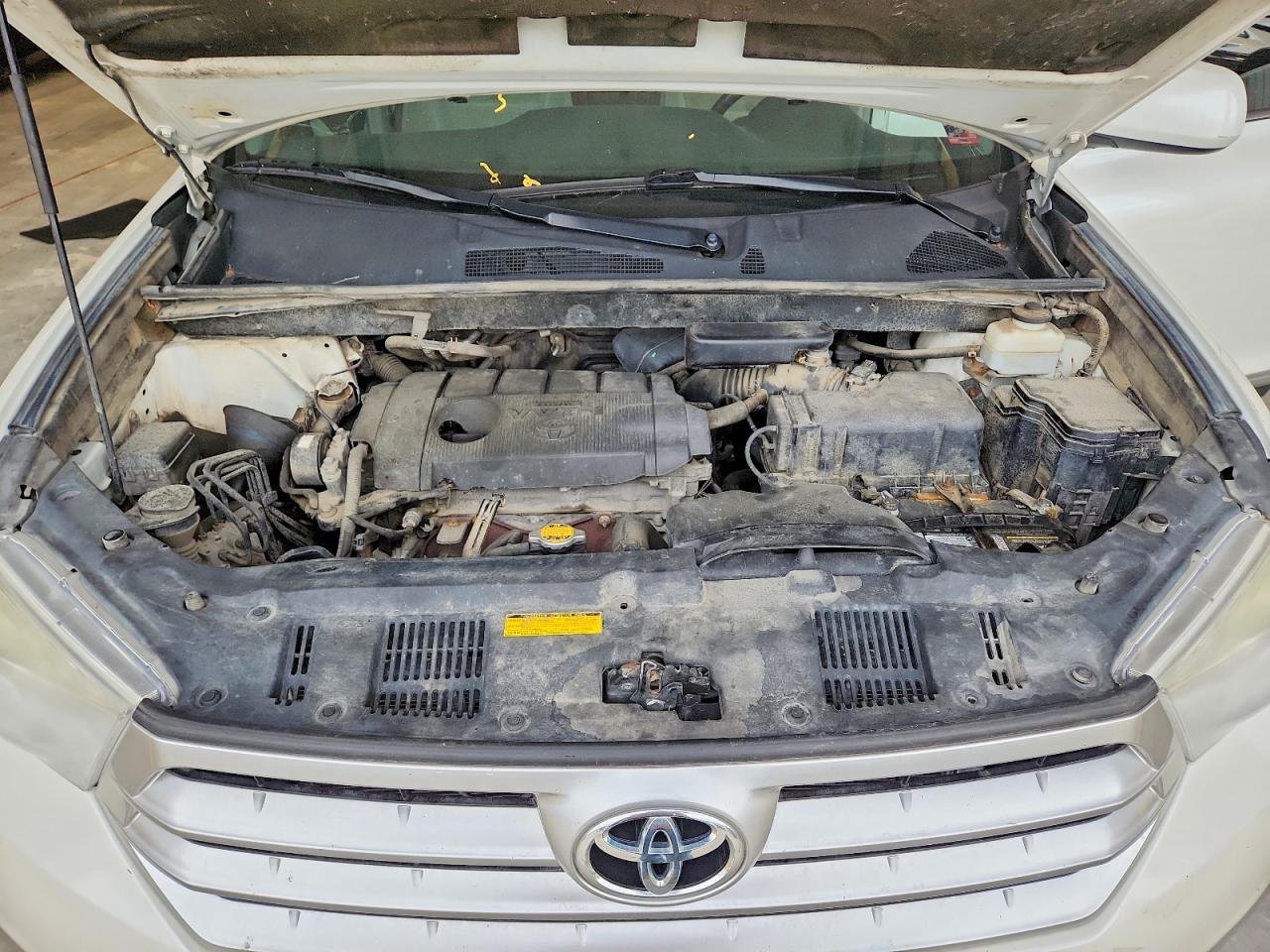 Toyota Highlander Base