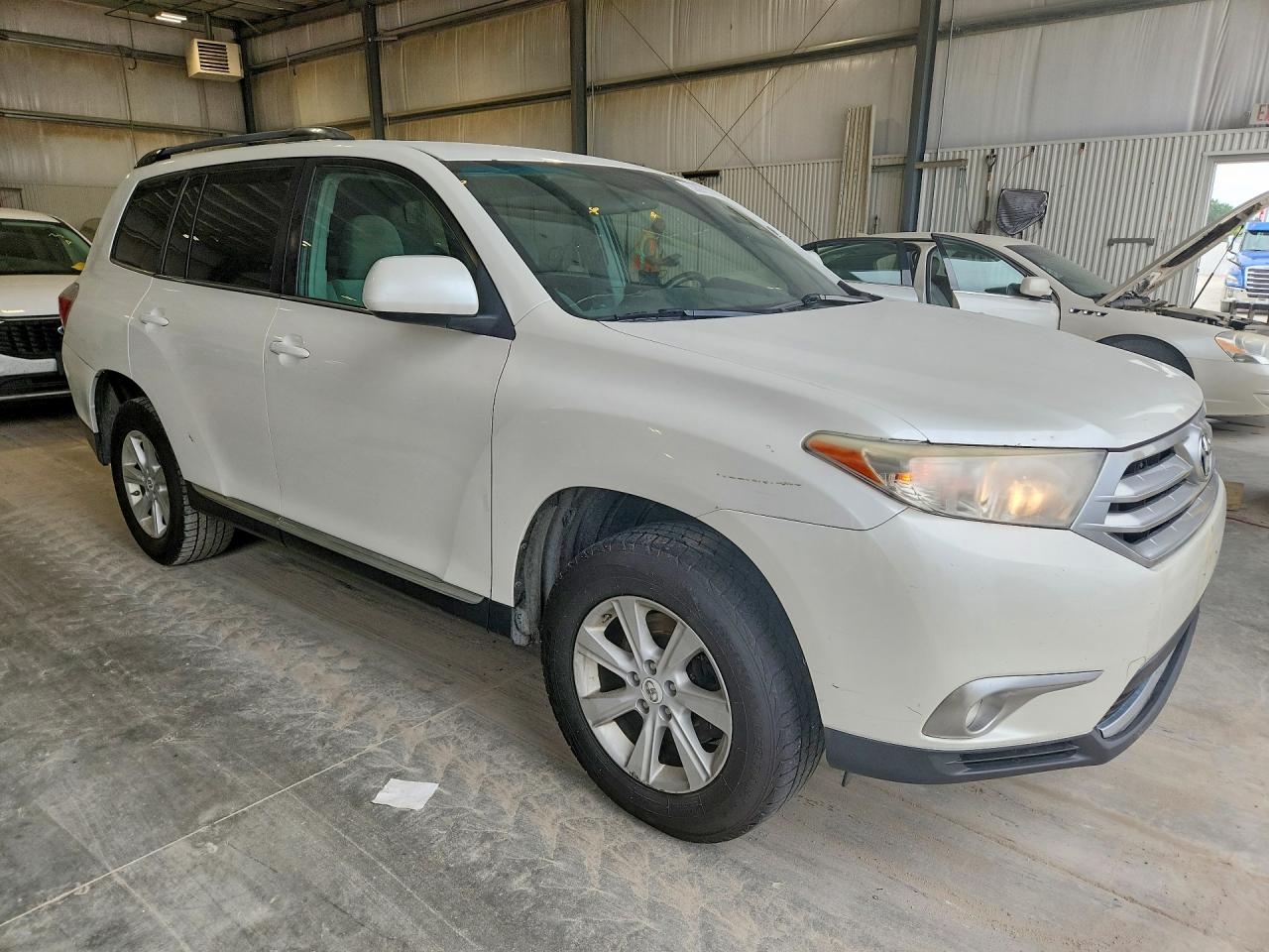 Toyota Highlander Base