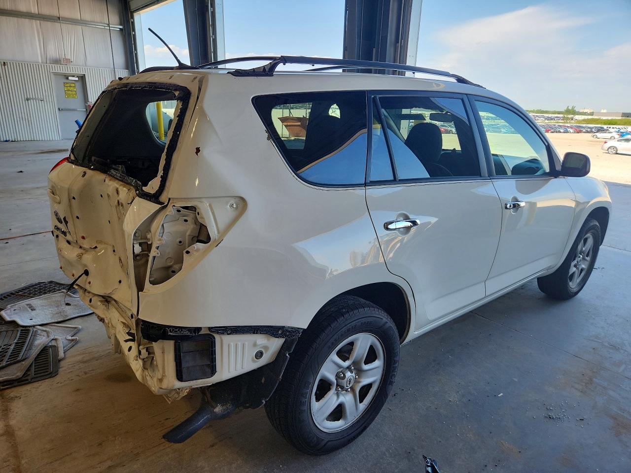 Toyota RAV4 Base