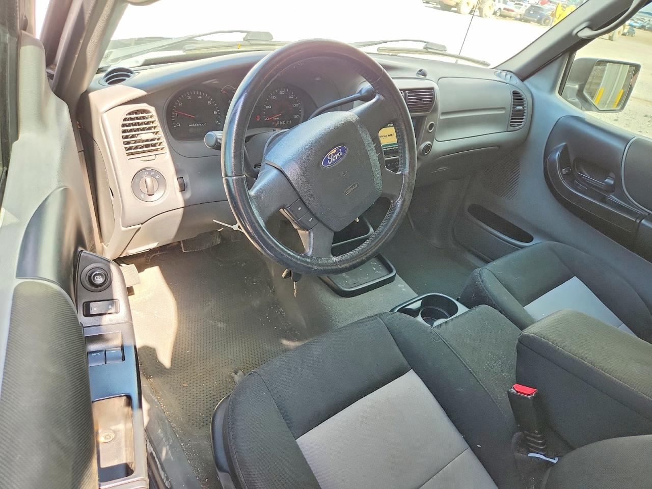Ford Ranger Super Cab