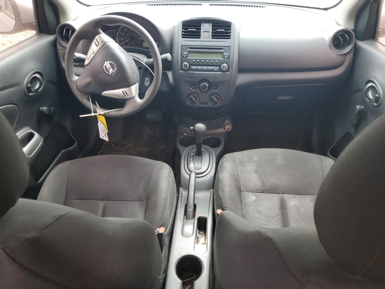 Nissan Versa S