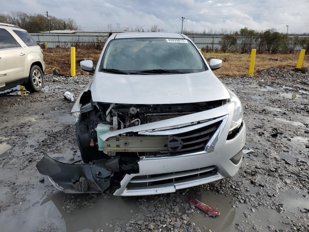 Nissan Versa S