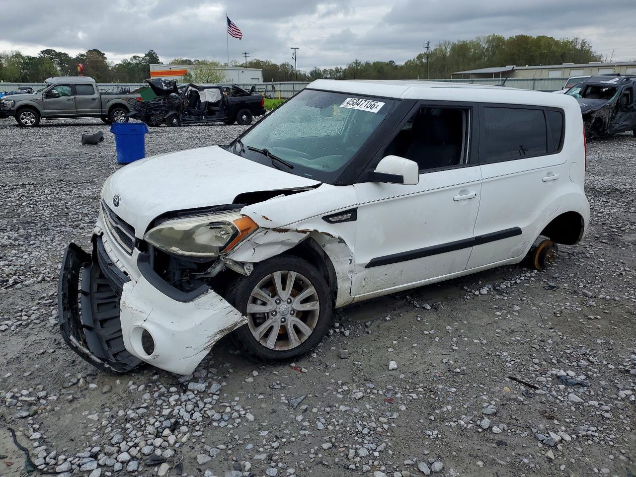 Salvage Kia Soul Image