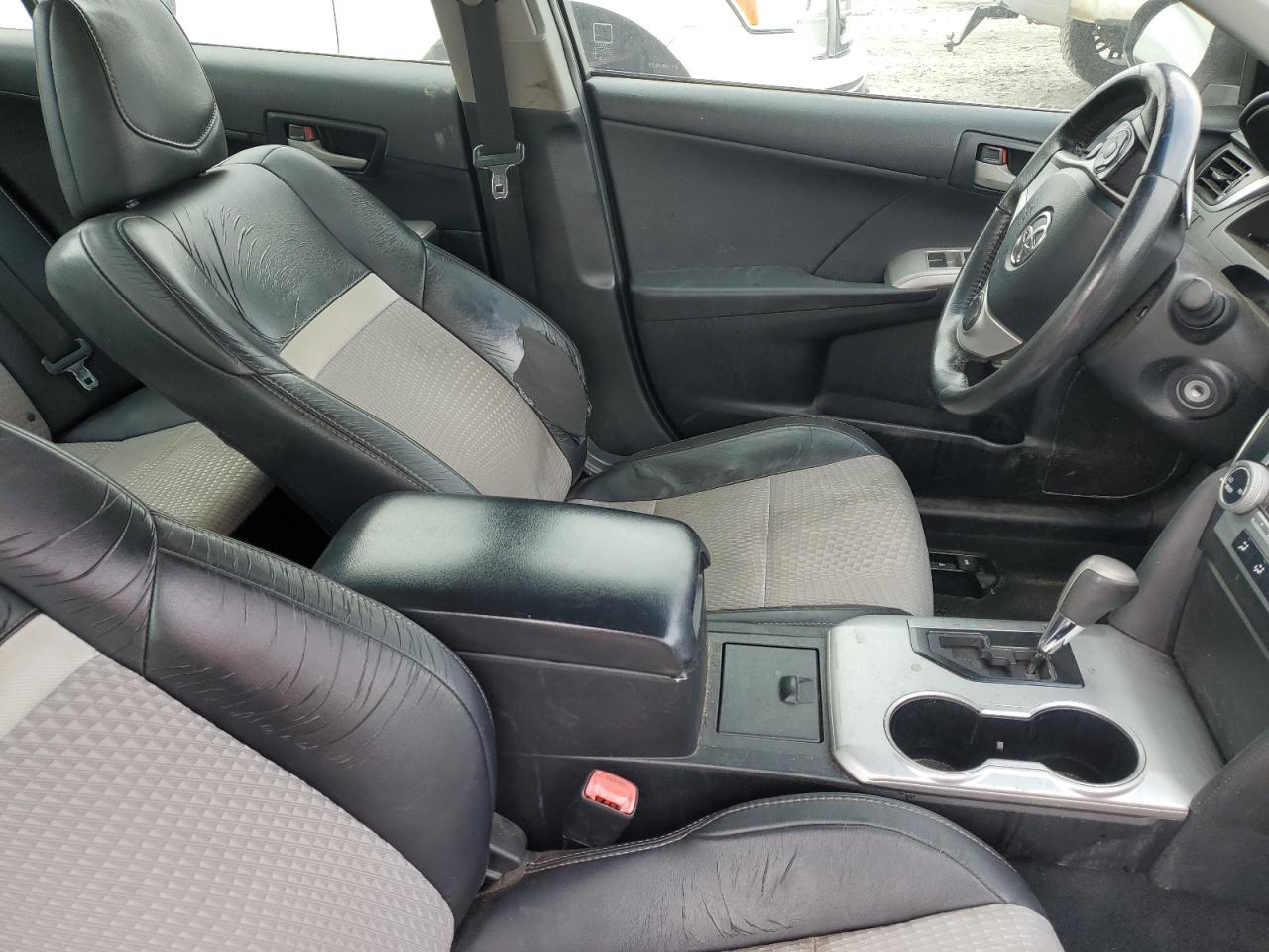 Toyota Camry Base