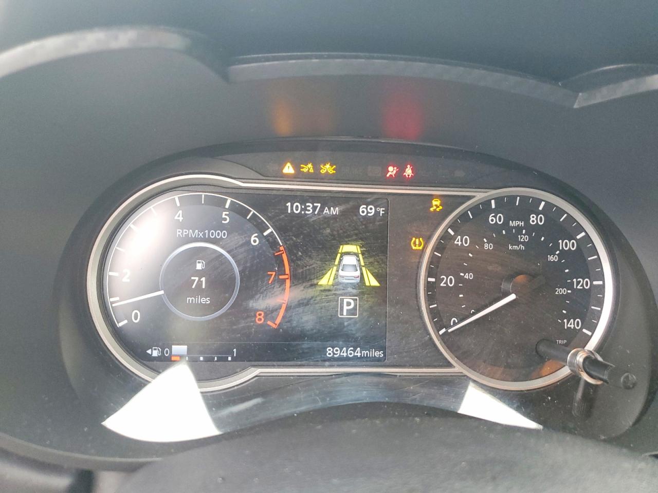 Nissan Versa Sr