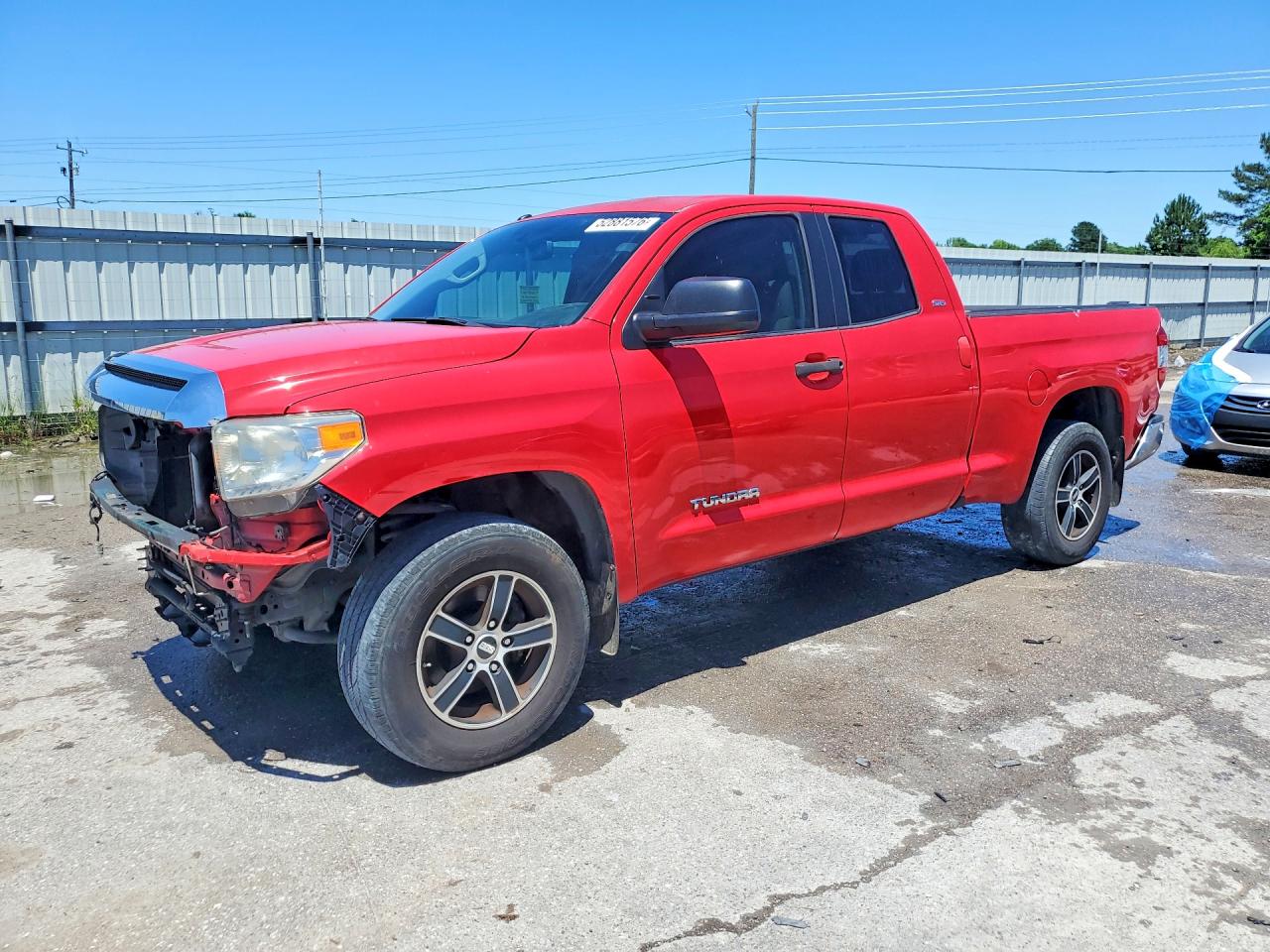 Salvage Toyota Tundra Image