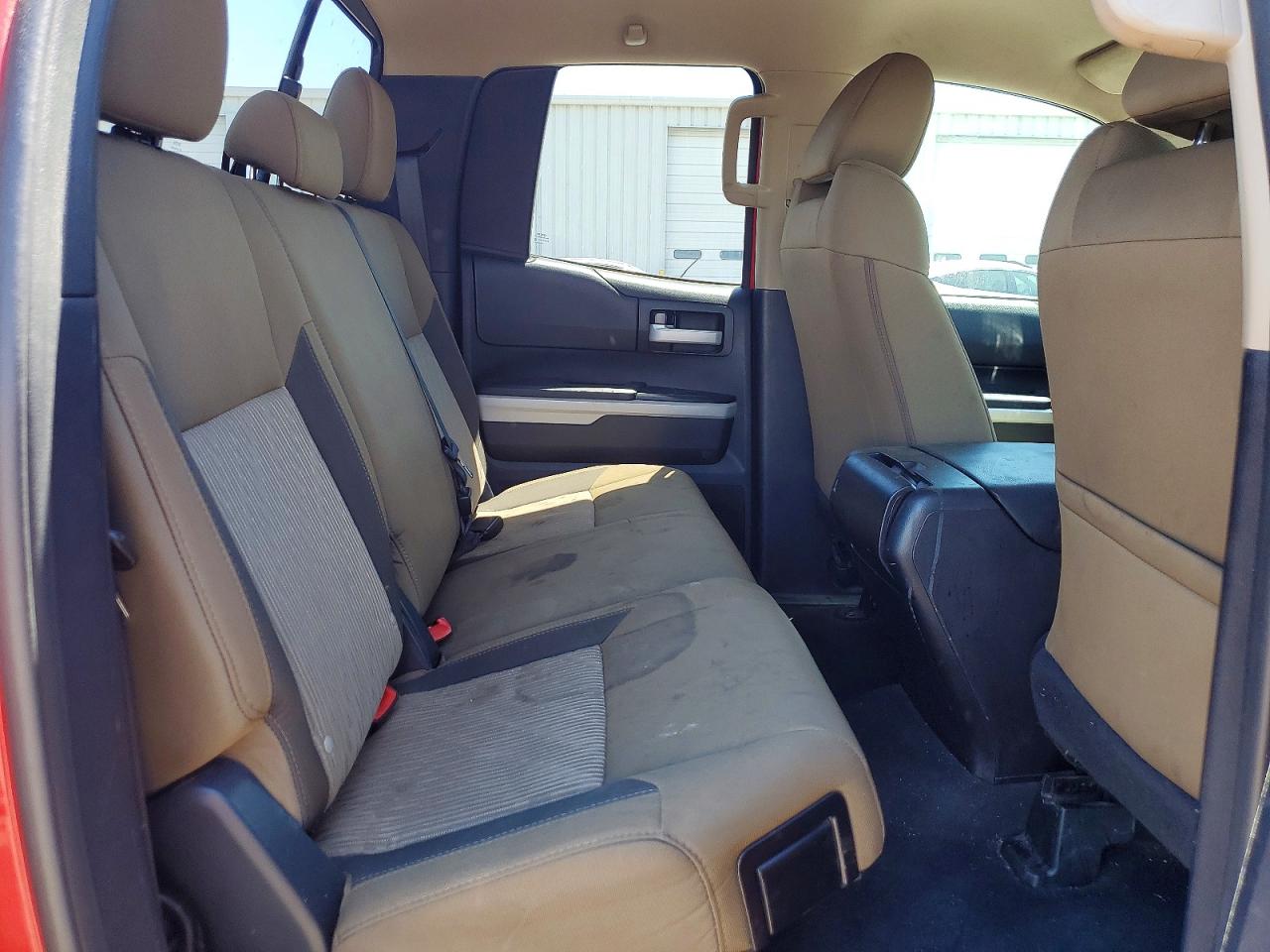 Toyota Tundra Sr5
