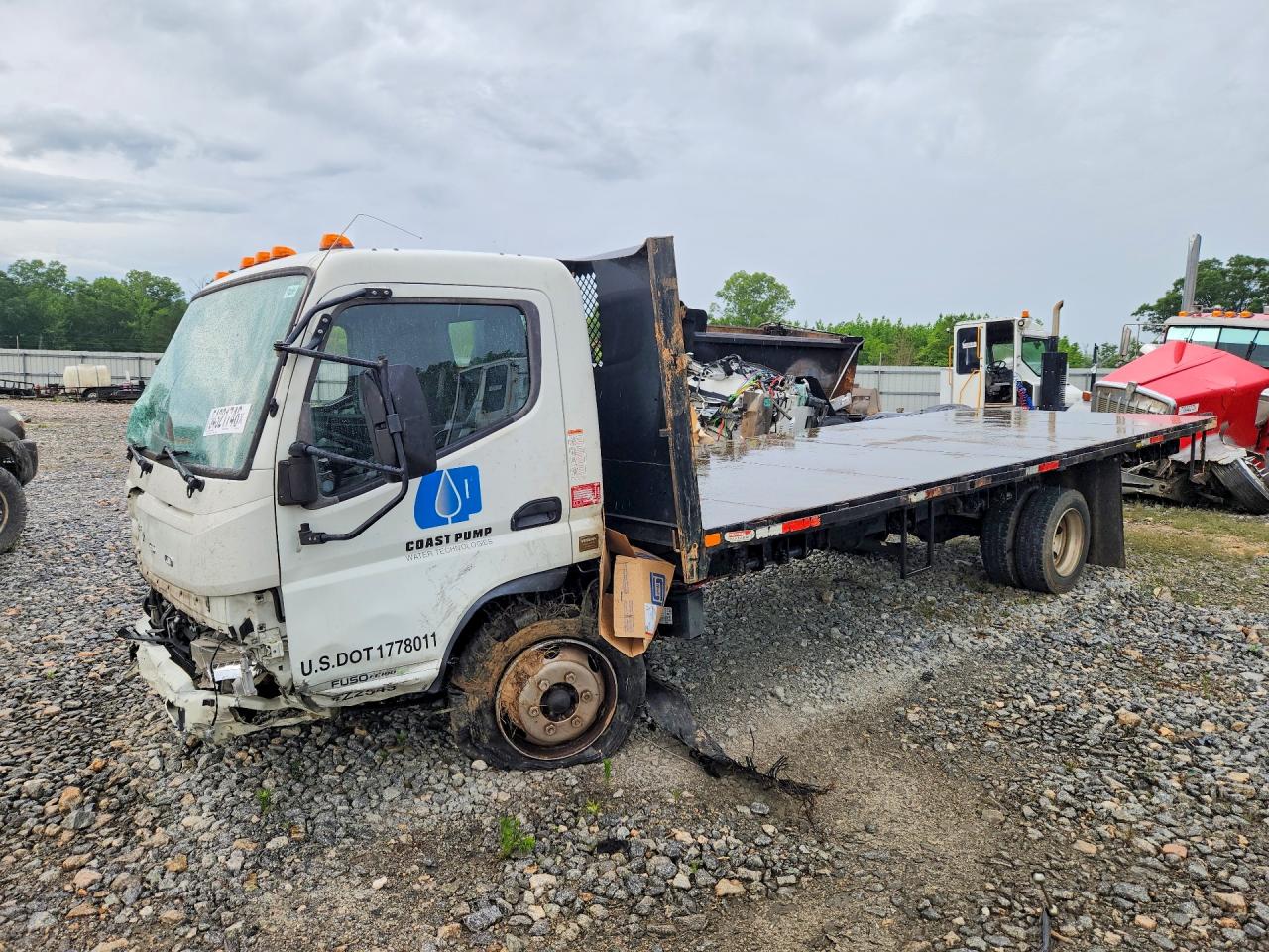 Salvage Mitsubishi Fuso Truck Of Ameri Fe Image
