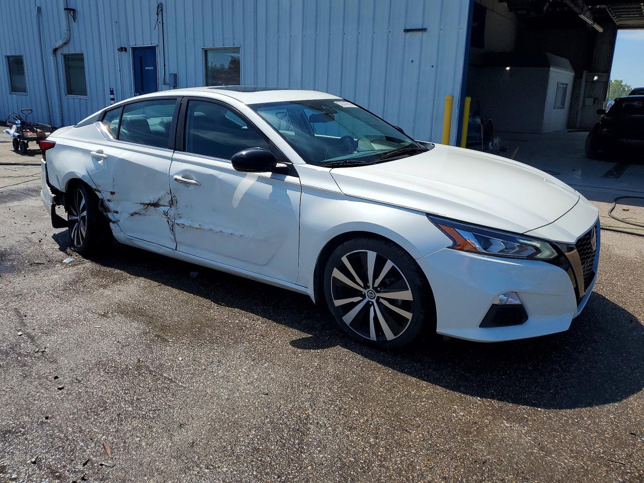 Nissan Altima Sr