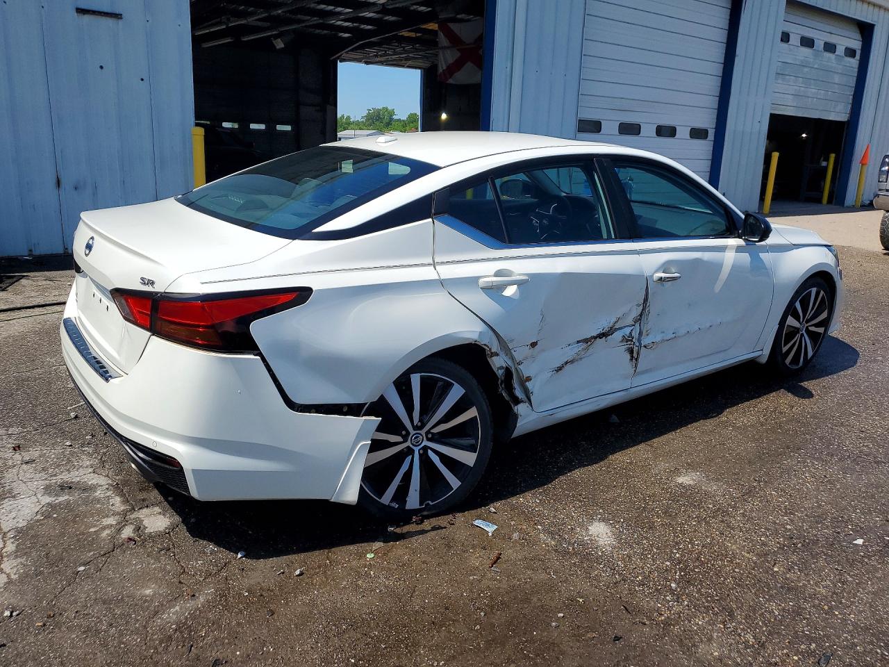 Nissan Altima Sr