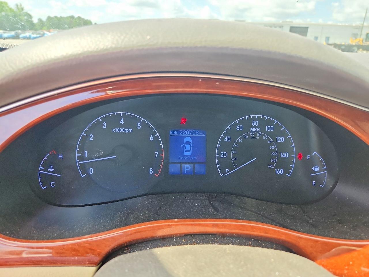 Hyundai Genesis 3.8l