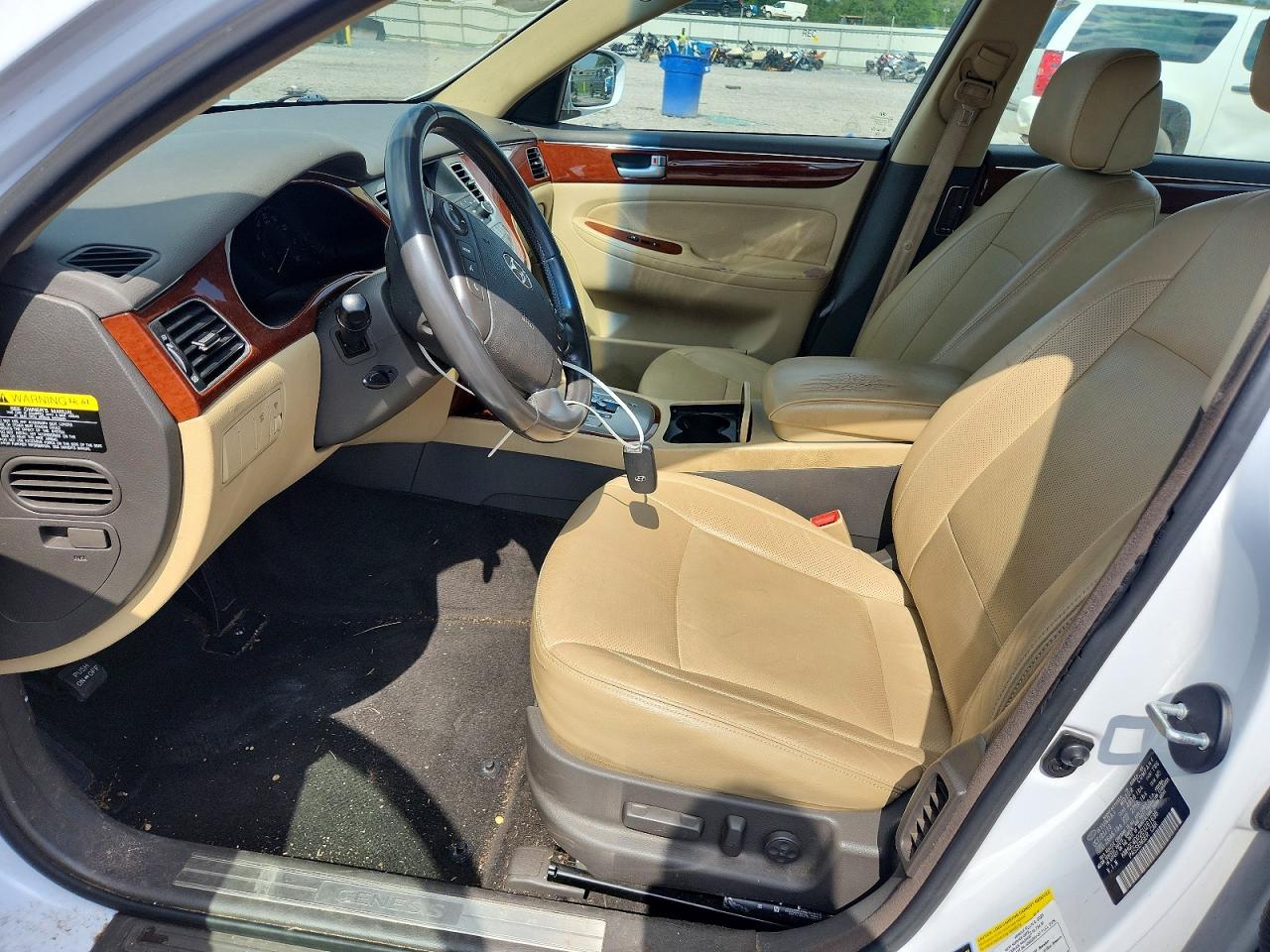Hyundai Genesis 3.8l