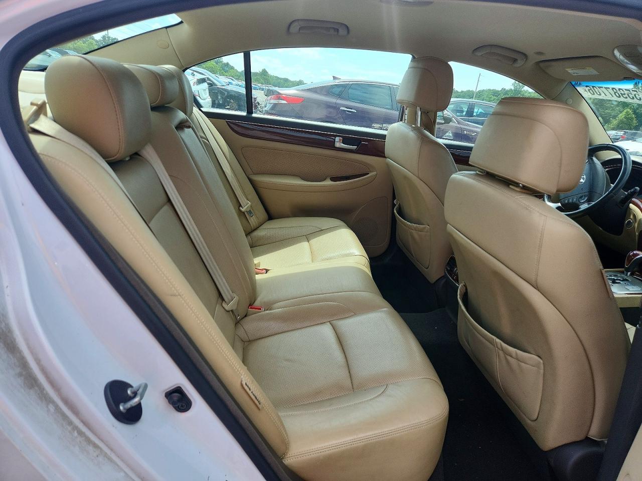 Hyundai Genesis 3.8l