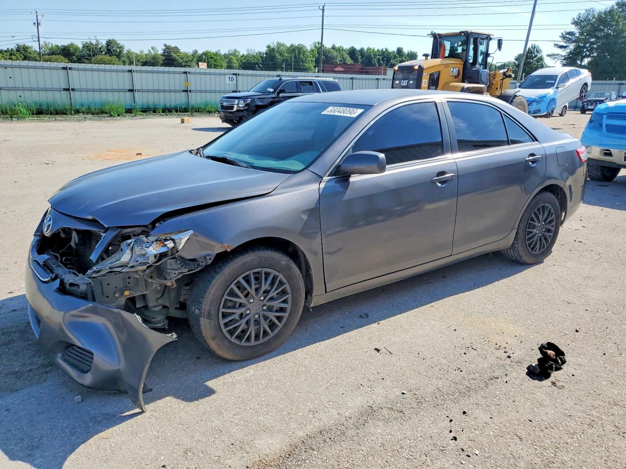 Salvage Toyota Camry Image