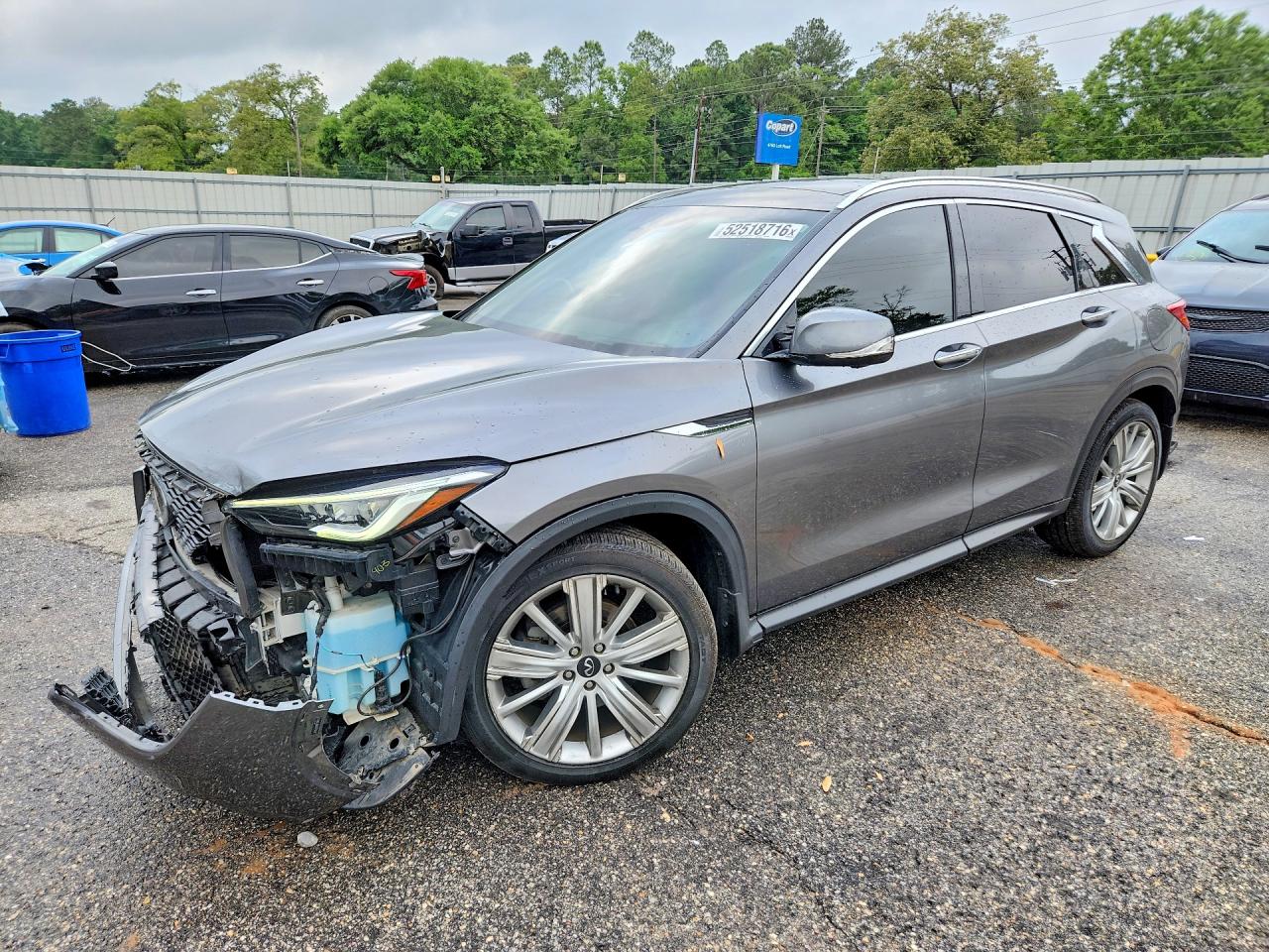 Salvage INFINITI Qx Image