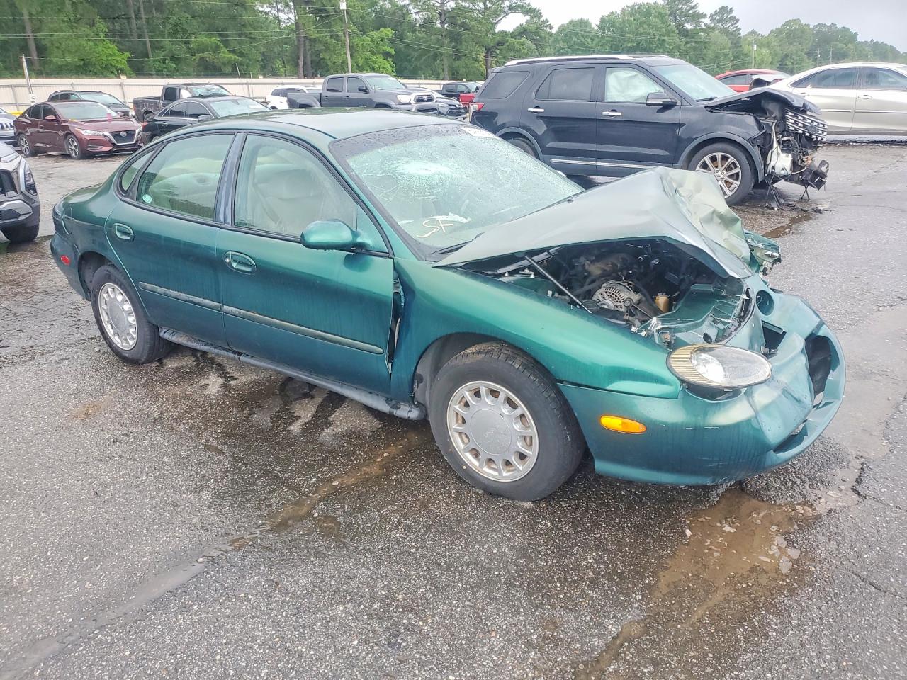 Ford Taurus Se