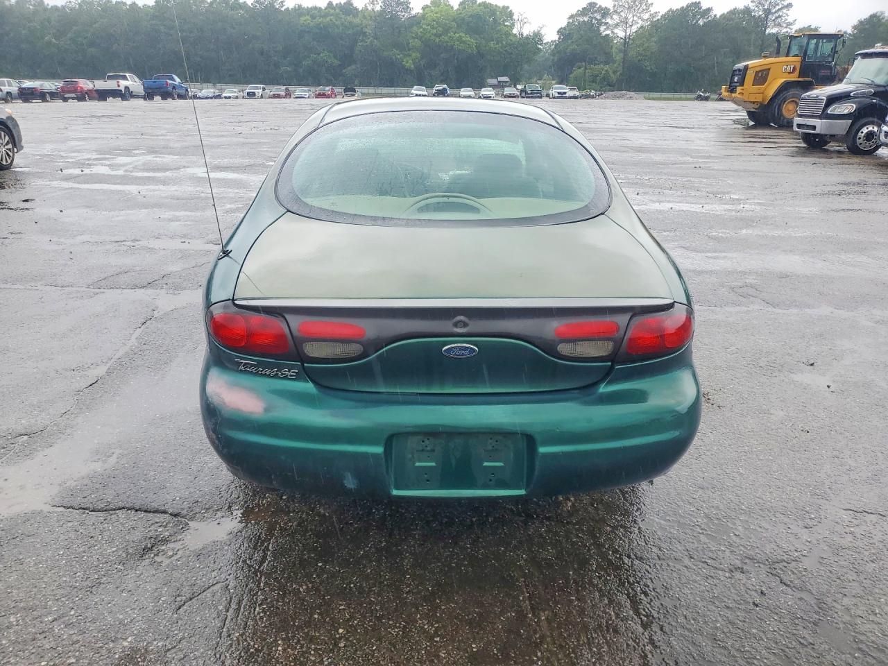Ford Taurus Se