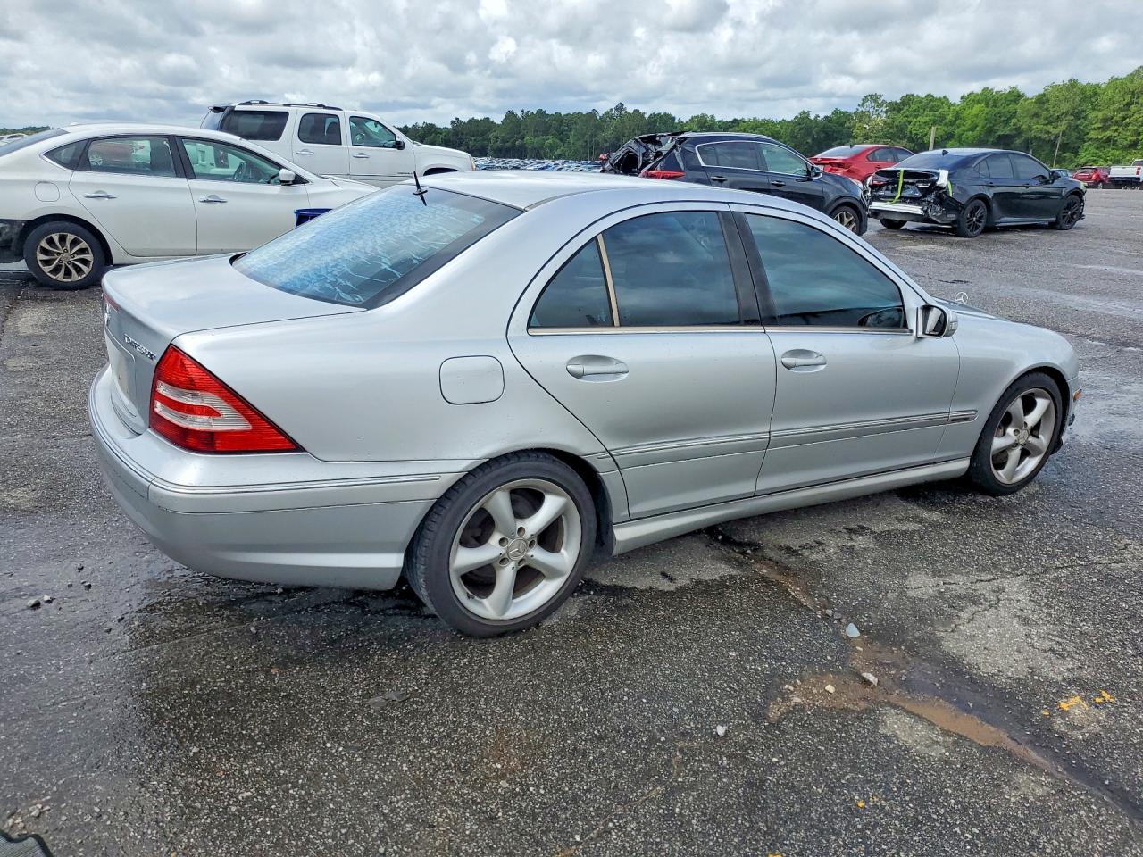 Mercedes-Benz C-Class 230k Sport Sedan