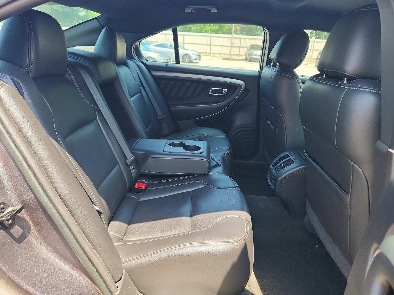 Ford Taurus Sel