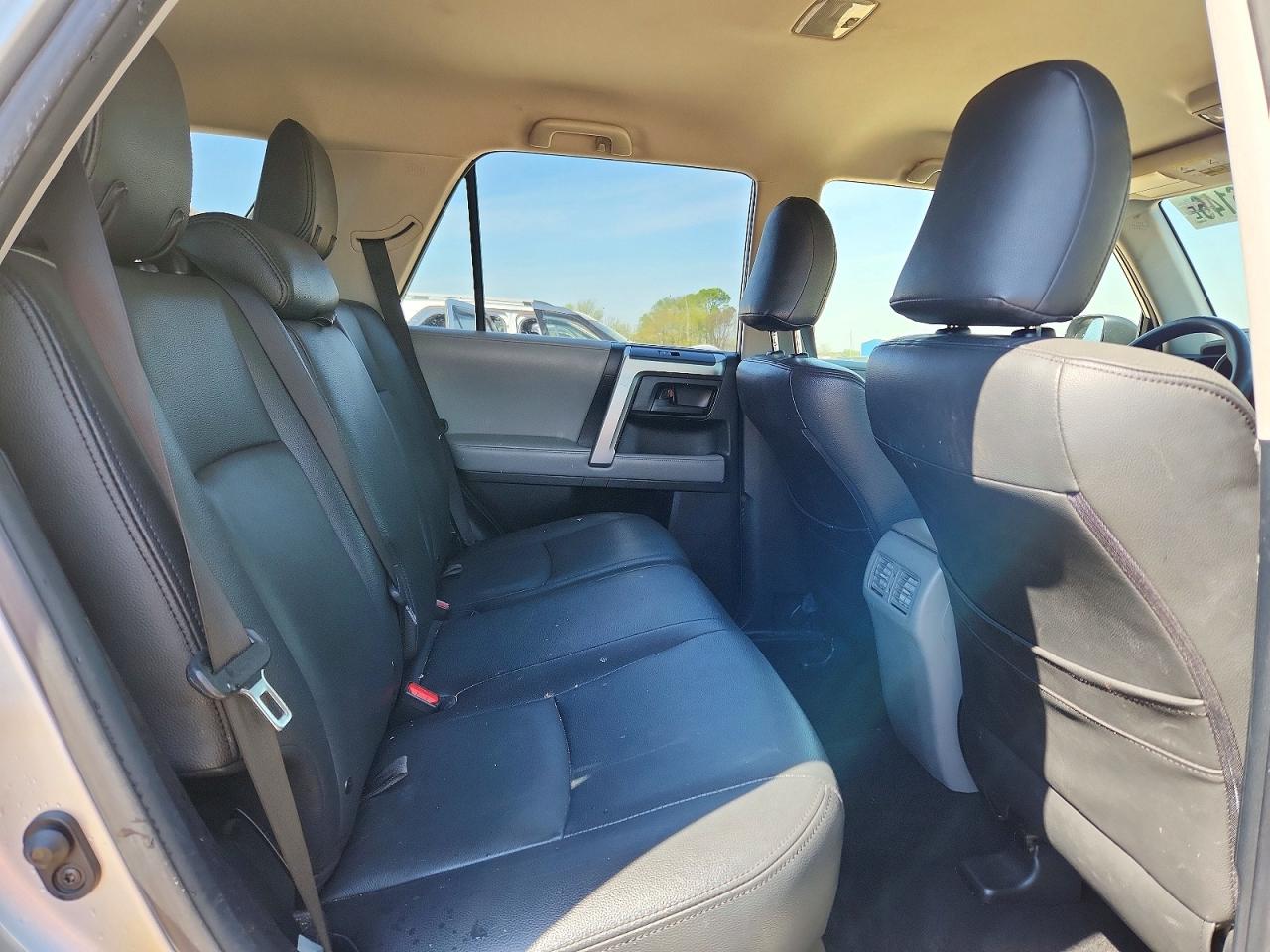 Toyota 4Runner Sr5