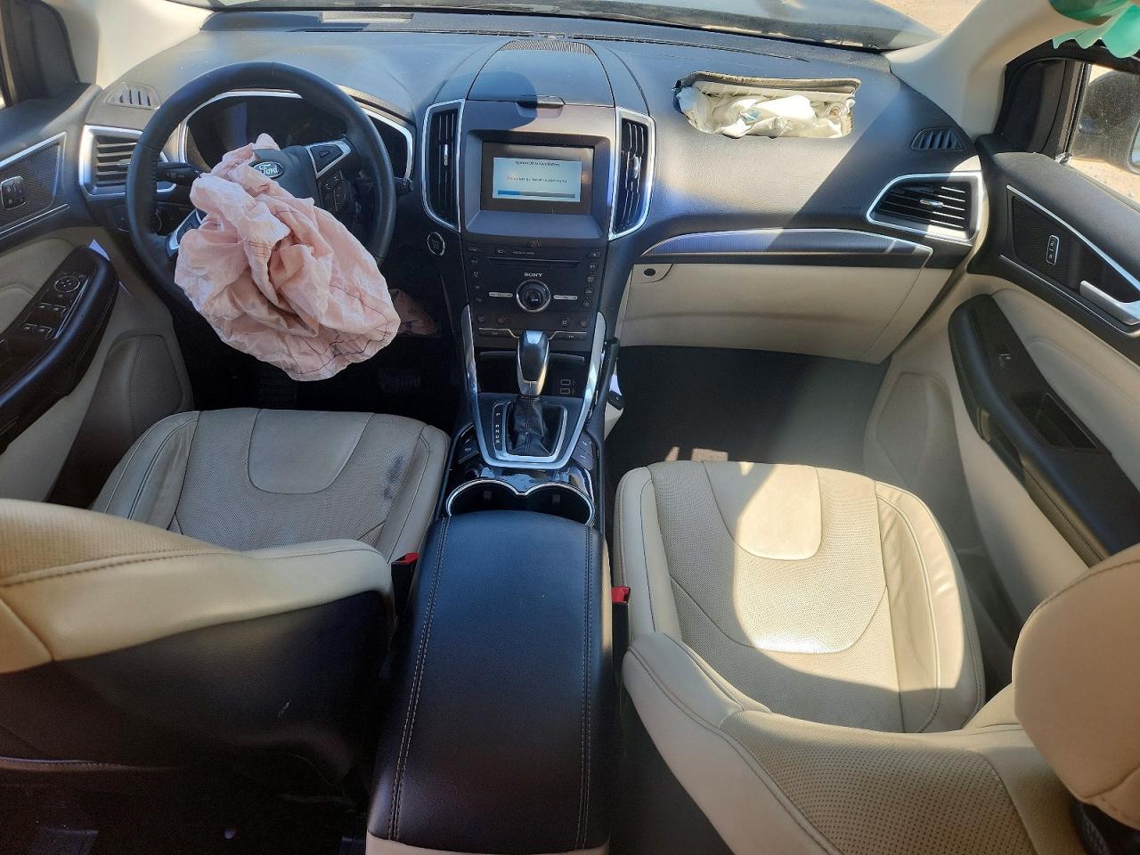 Ford Edge Titanium