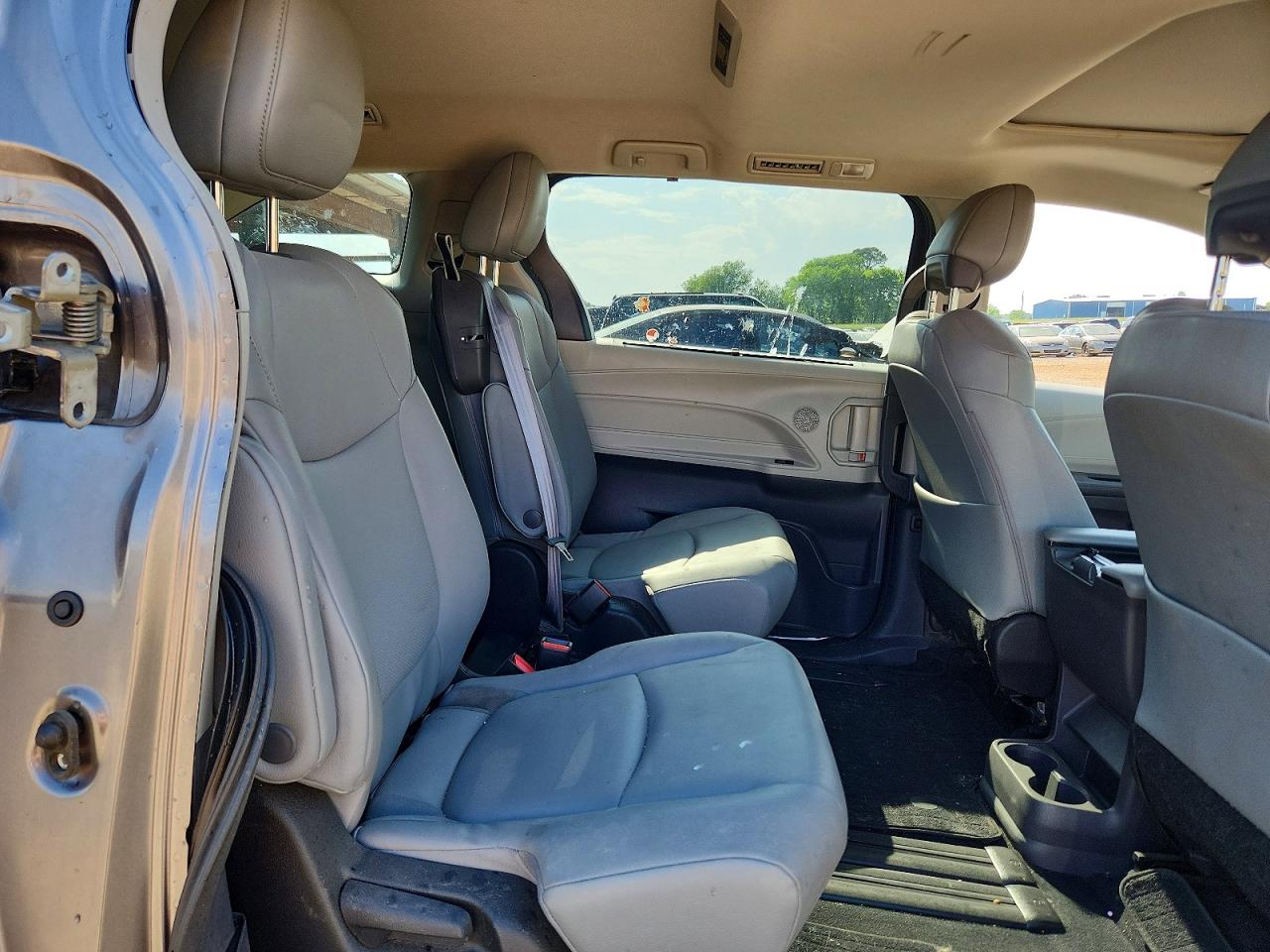 Toyota Sienna Xle