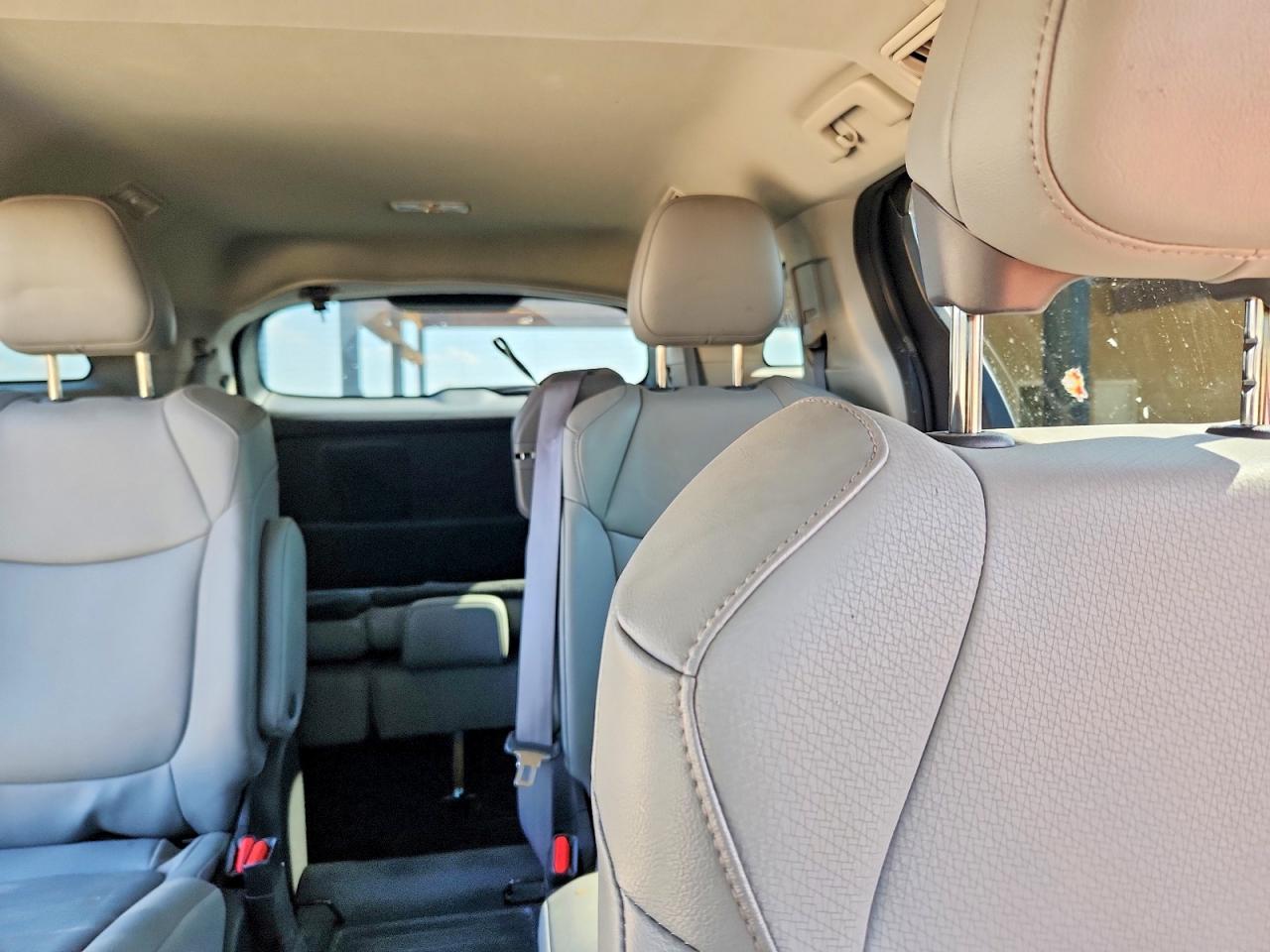 Toyota Sienna Xle