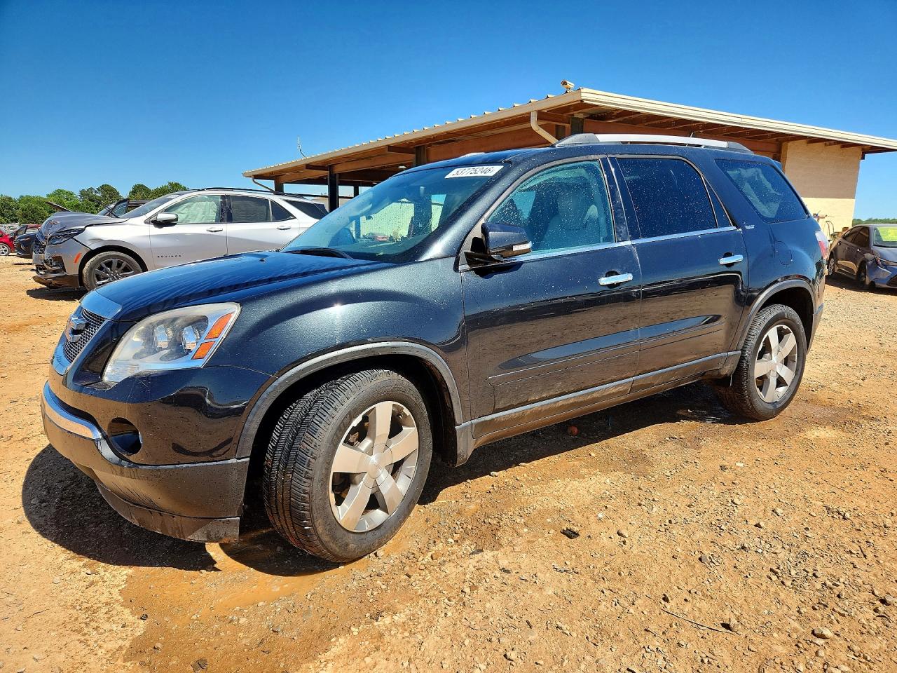 Salvage GMC Acadia Image