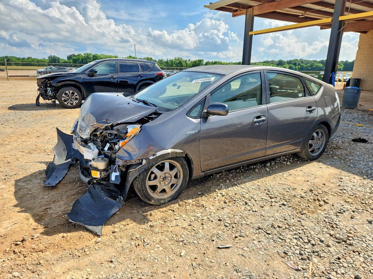 Salvage Toyota Prius Image