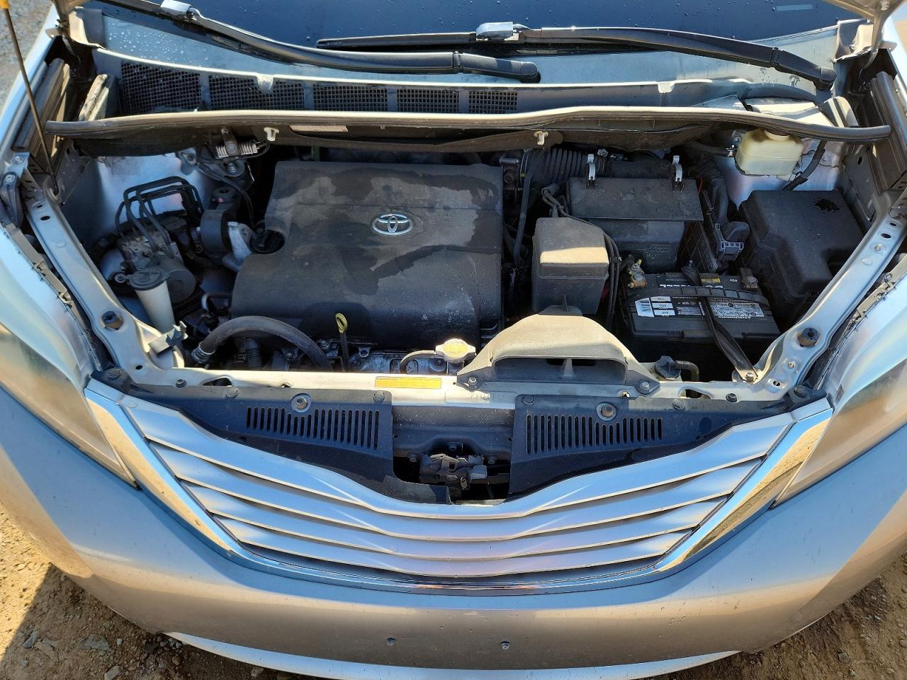 Toyota Sienna Limited 7-passenger
