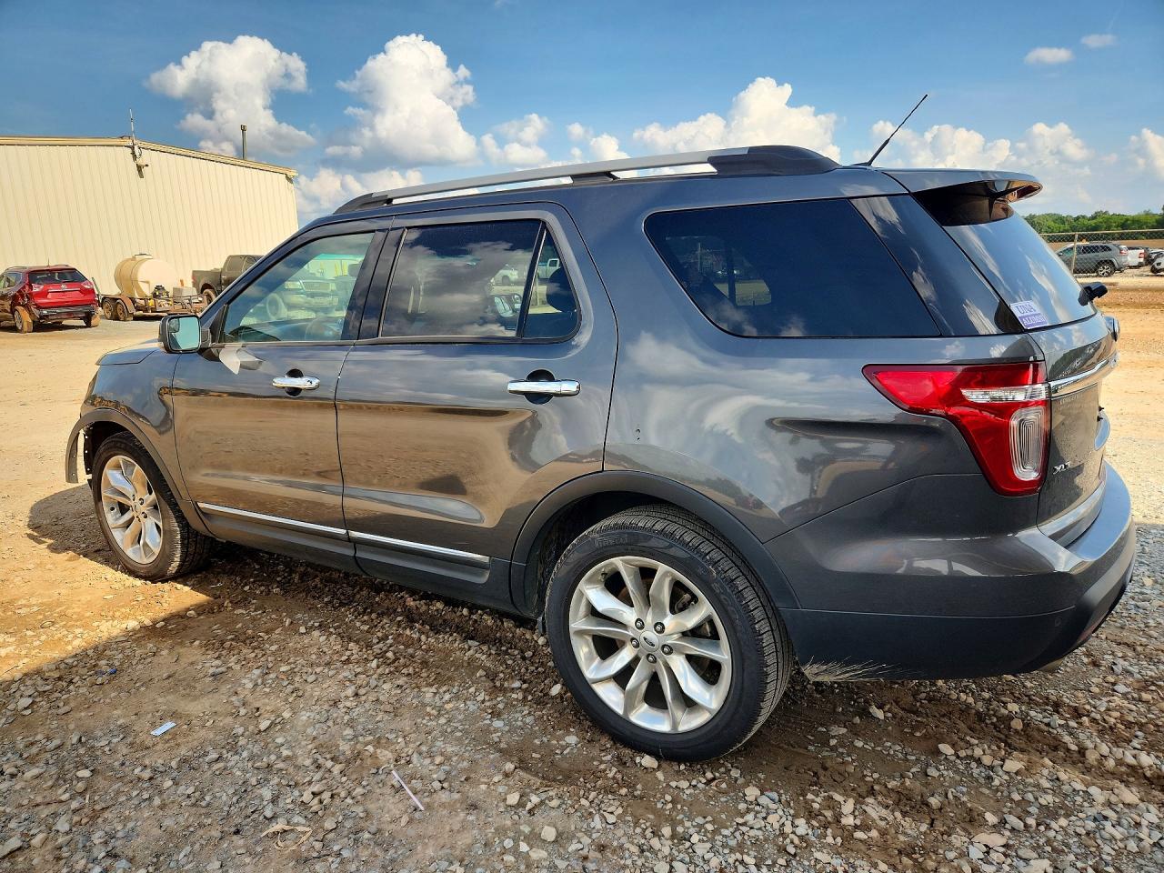 Ford Explorer Xlt
