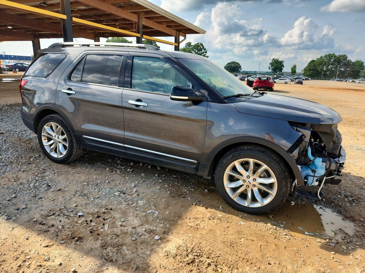 Ford Explorer Xlt