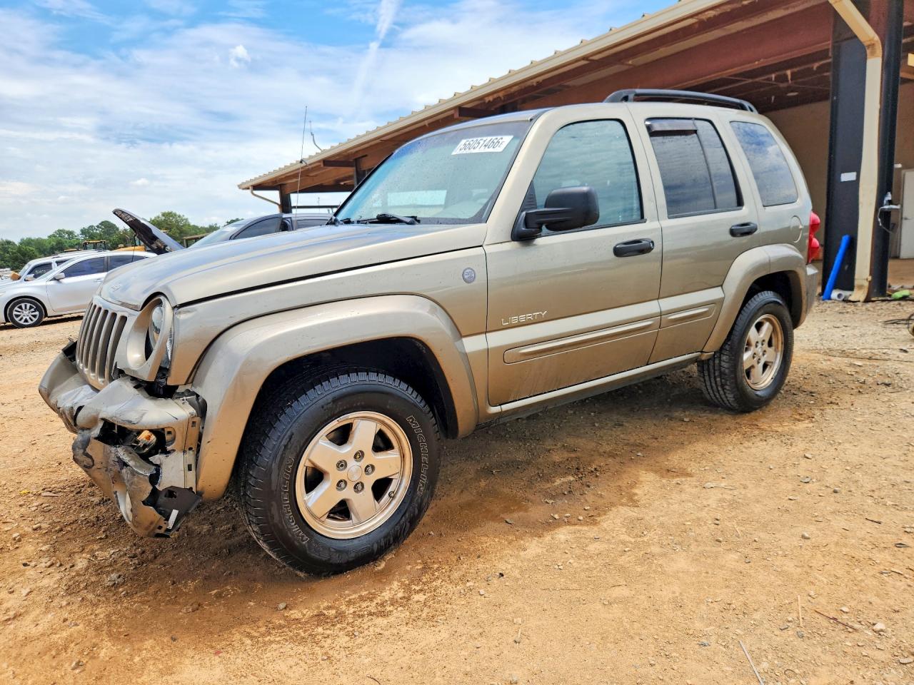 Salvage Jeep Liberty Image