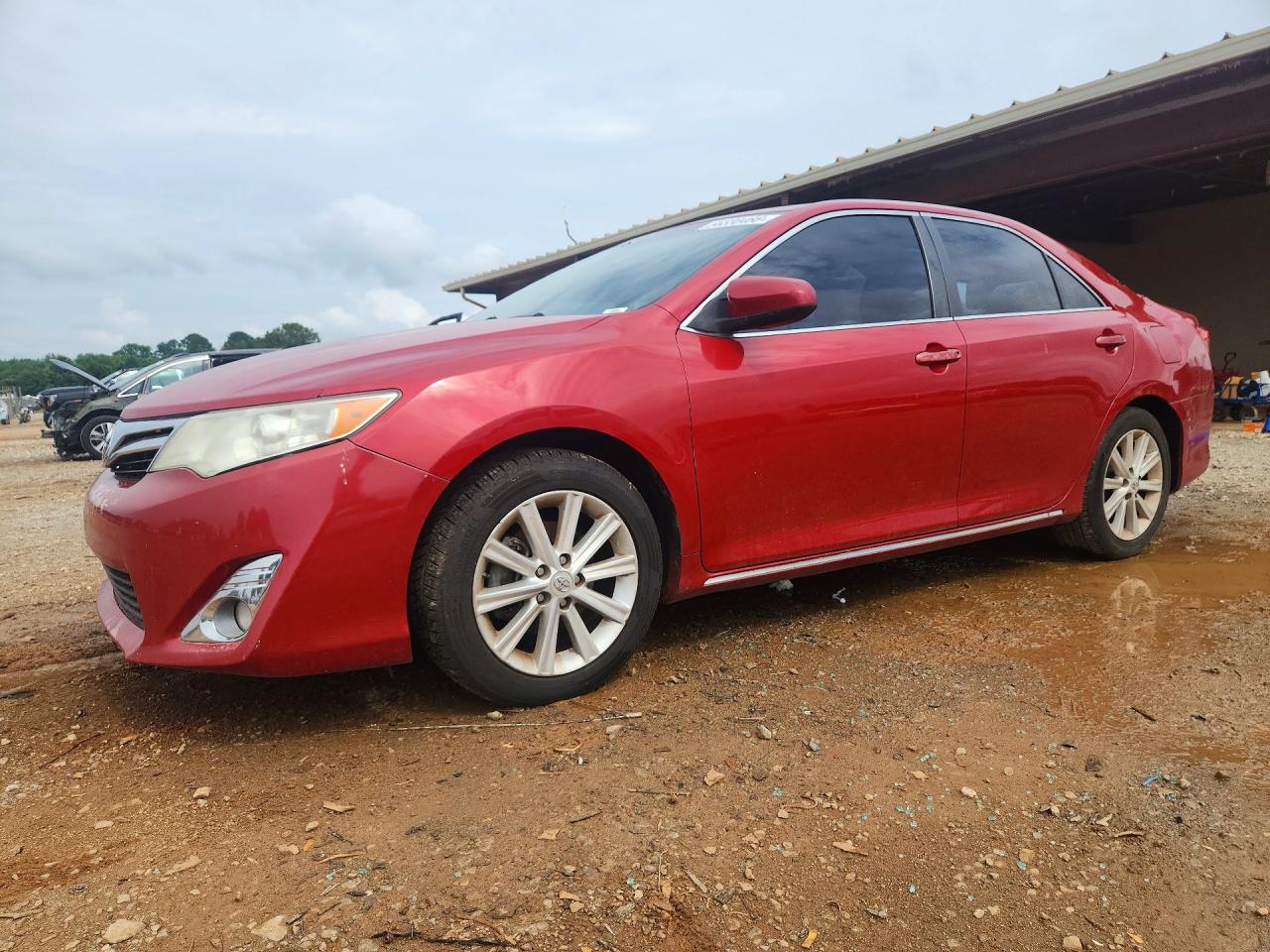 Salvage Toyota Camry Image