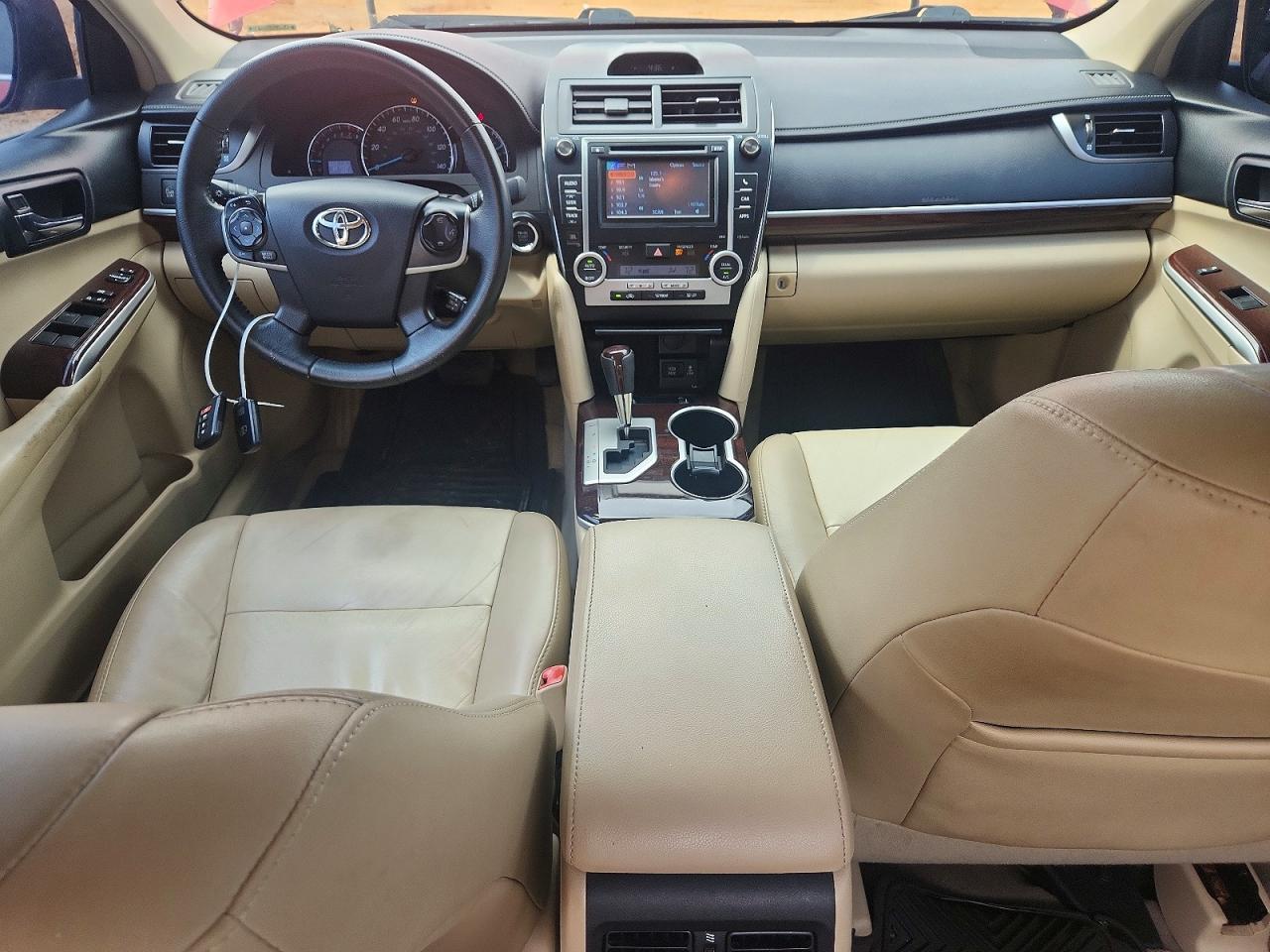 Toyota Camry Xle